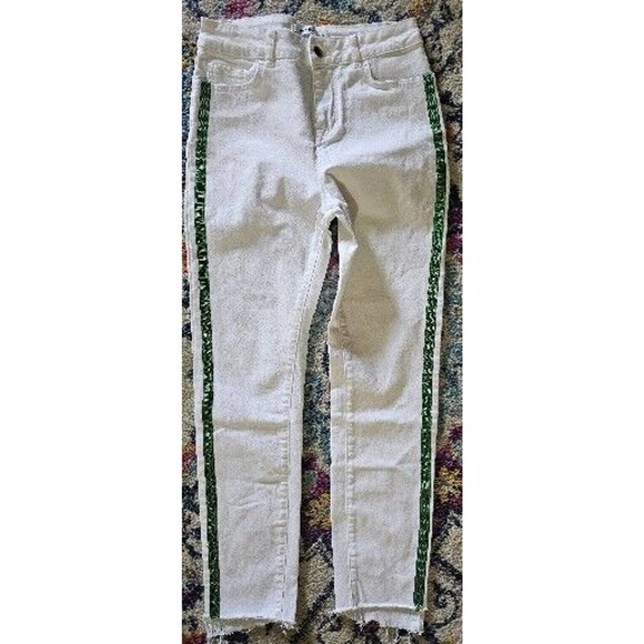 NA-KD Raw White Tapered Jeans Women's Size 38 5-Pocket Raw Hem Green Leg Stripe - Picture 1 of 9